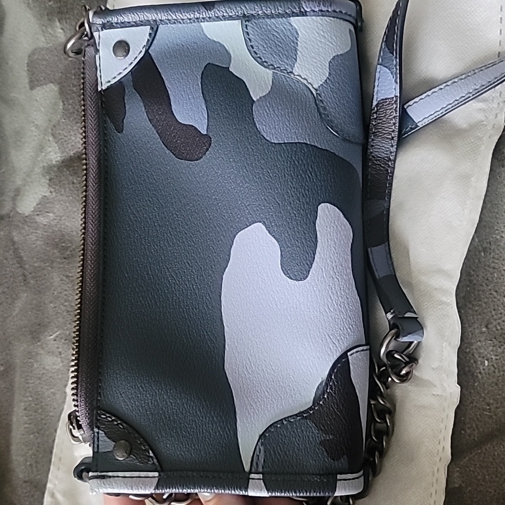 COACH MICKIE CROSSBODY CAMO PEBBLE CROSSBODY BAG - Picture 5 of 12